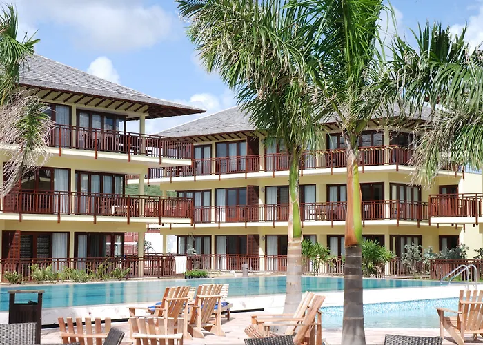 Lionsdive Beach Resort